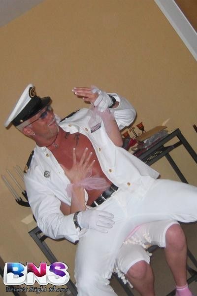 PJ - stripteaseur sur Neuchâtel, Val-de-Travers, Boudry